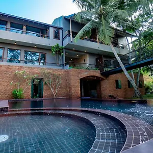 4* リゾート Ayur Ayur & Ayurveda Retreat
